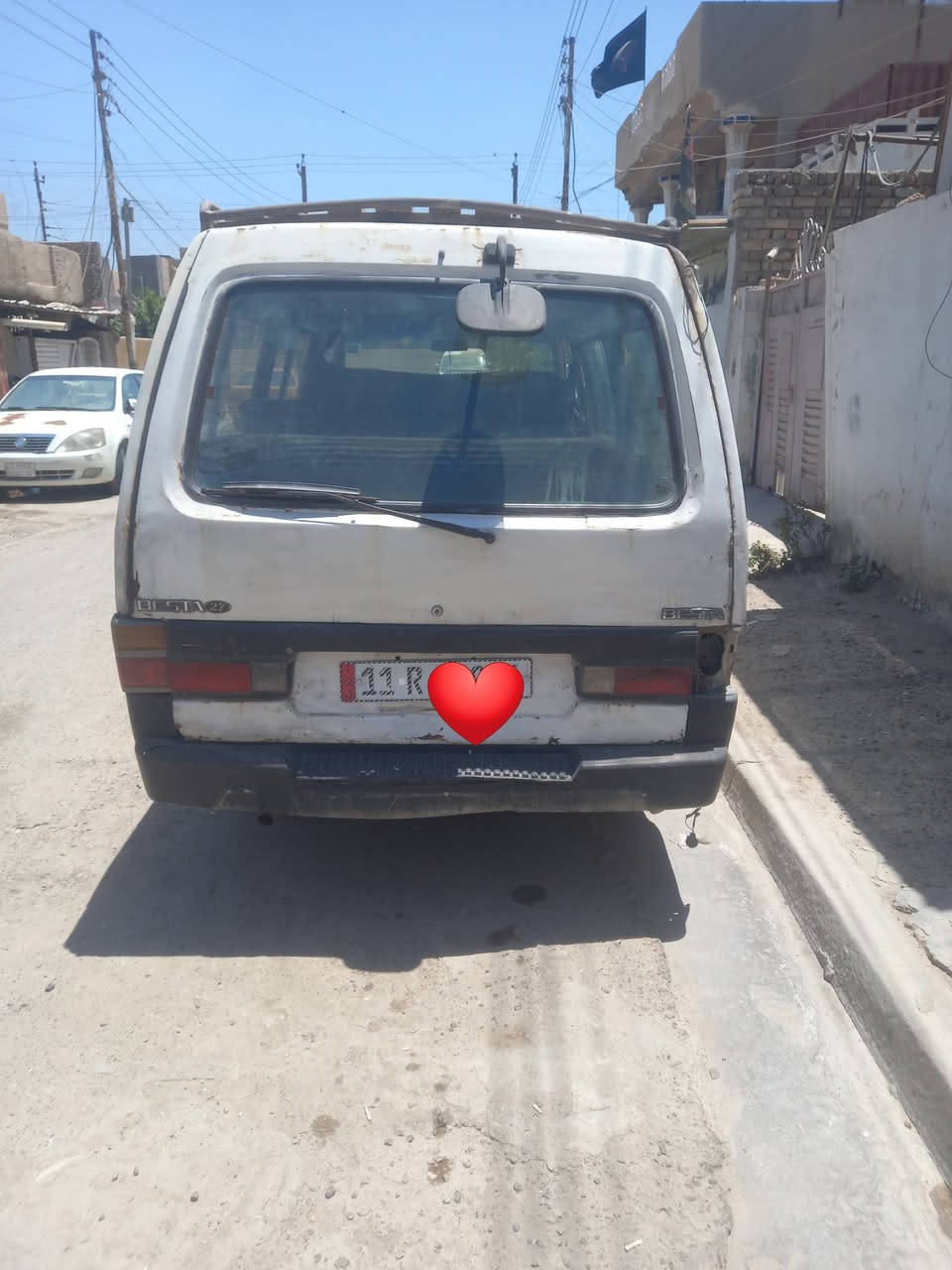 كيا بستا ٩٥ رقم انكليزي مكينه خيط بخار بسمي مصفره هيئه ومرور مكاني بغداد البياع السعر ٢٥ الاتصال على رقم غير متواجد بل فيس ***********
