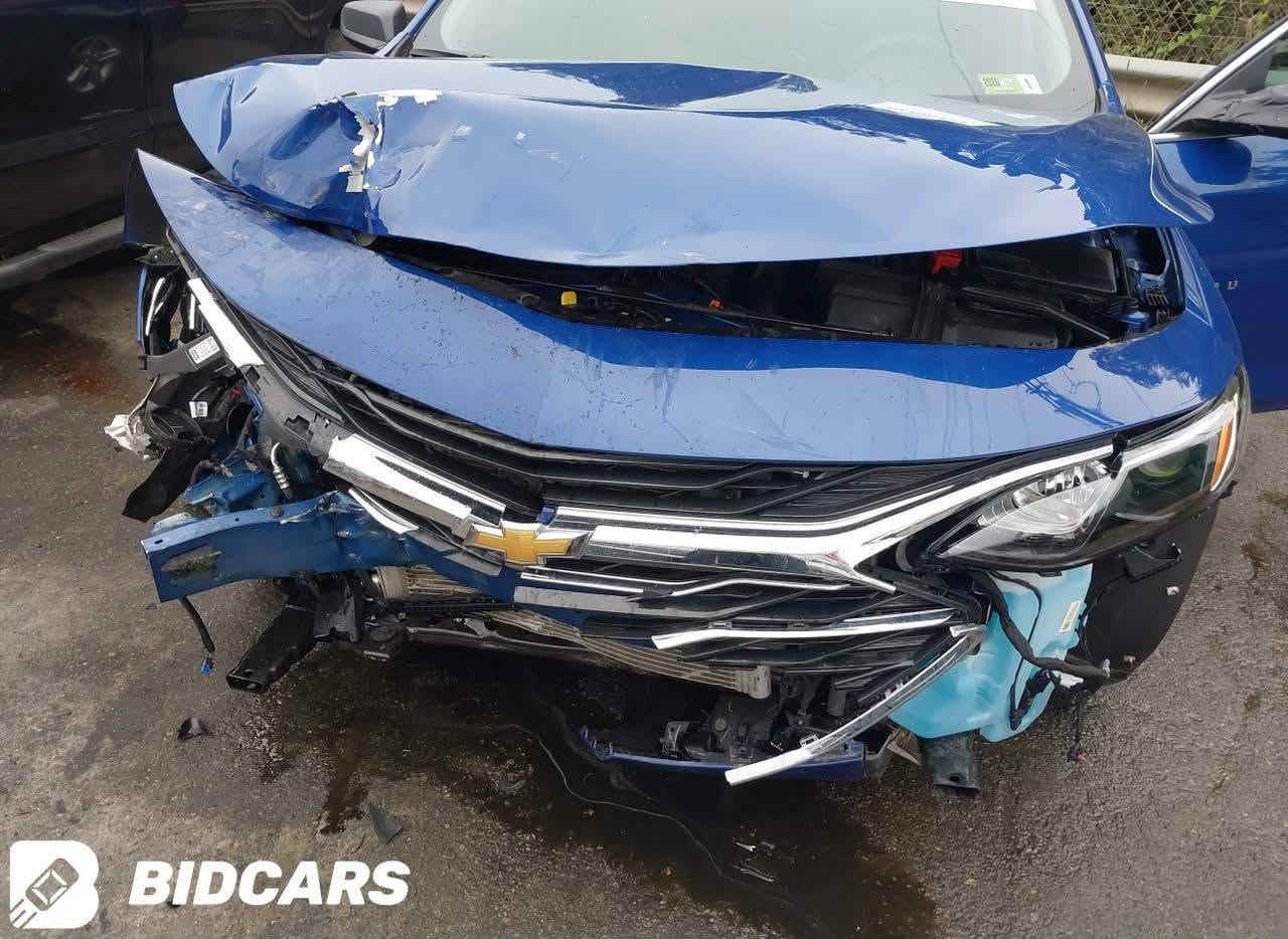السلام عليكم 23 ماليفو ماشيه 50 جديده حادثها بالمنشور مكاني كربلاء السعر 115   مكينه   كفاله سياره جديده ما عايزه كل شيء رقم اربيل انجليزي تريد وكاله تريد تحويل السياره صندوق تبريد ثلج  واي بيها مواصفات بدون دواخل بها قطعتين فقط *********** () ***********
