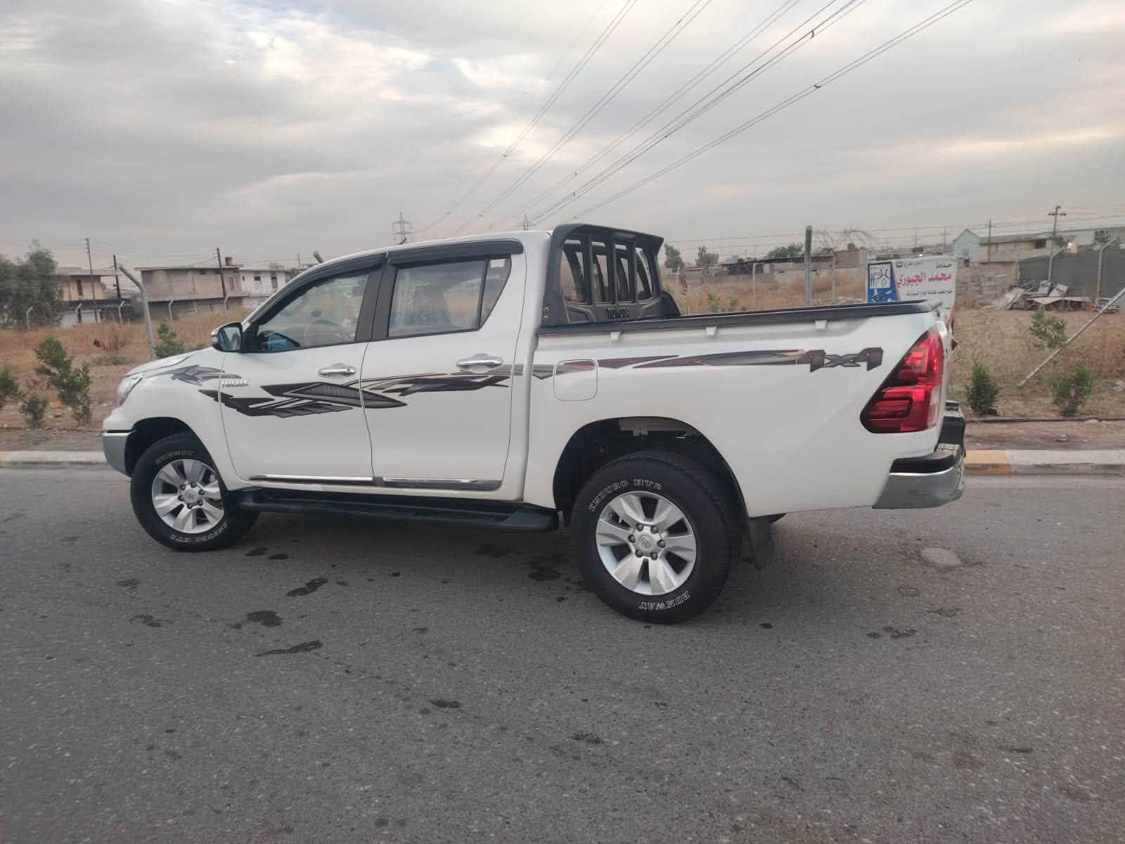 هايلوكس 4x4 • ٢٠١٧ • رقم اربيل