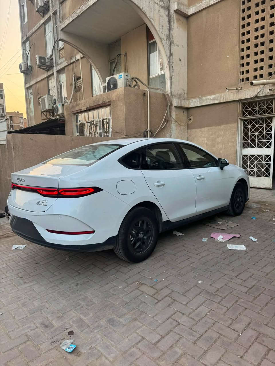 Qin Plus مويل 2025
بااسمي رقم بغداد تحويل ثاني يوم داخل ابيض مودشمه عام كشنات وارضيات وجنطه 
بيهه شخط بسط بل دعاميه وبيهه رصعات بسيطه 
ماشيه 4000 
السعر 19200 
***********
