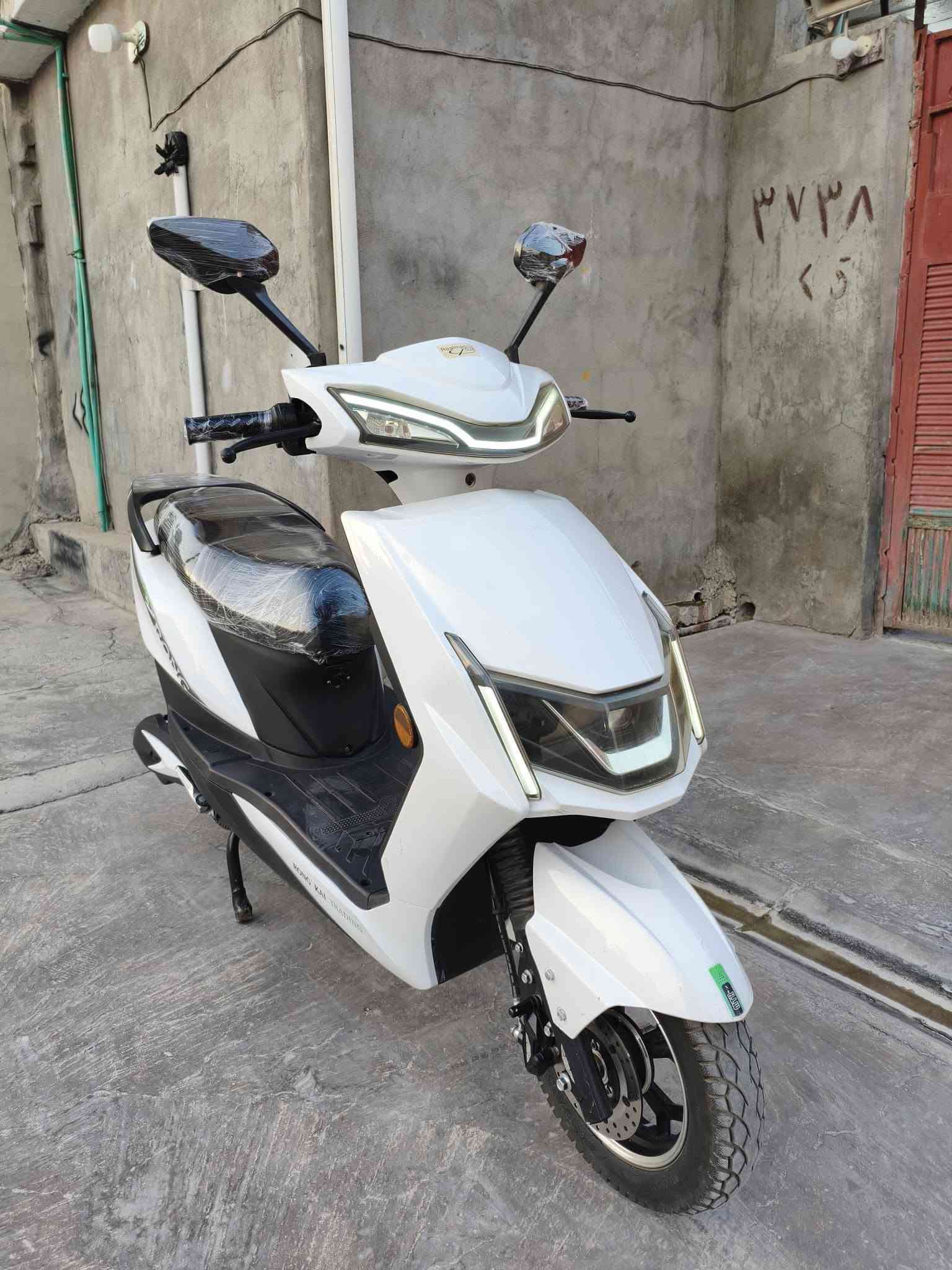 ماطور شحن 2025
سكنس RONG
6بطاريات كبير شرط فحص 
تشغيل عن بعد 
تايرات اثنين نضيف 
نضام R
اربع نمر 
كهربائيات كله شغال 
سعر 650بي مجال 
عنوان ديالى جلولاء 
***********

