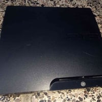 للبيع بلايستيشن 3 (PS3) بحالة ممتازة وجاهز للعب 🎮🔥 ​تفاصيل الجهاز: ​نو...