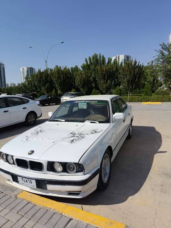 BMW 1992 V6
6بستۆن مەکینە فەل 
ئاڕم و سەنەوی و مەنەفێستی مەزبووتە 
یەکتۆز گەڕیی هەیە
گێڕو مەکەینەی  بەشەرت و بێ عەیبە 
25$ مەعامەلەیکی برایانە
شوێن:سلێمانی 

Watsup ***********
#BMW
