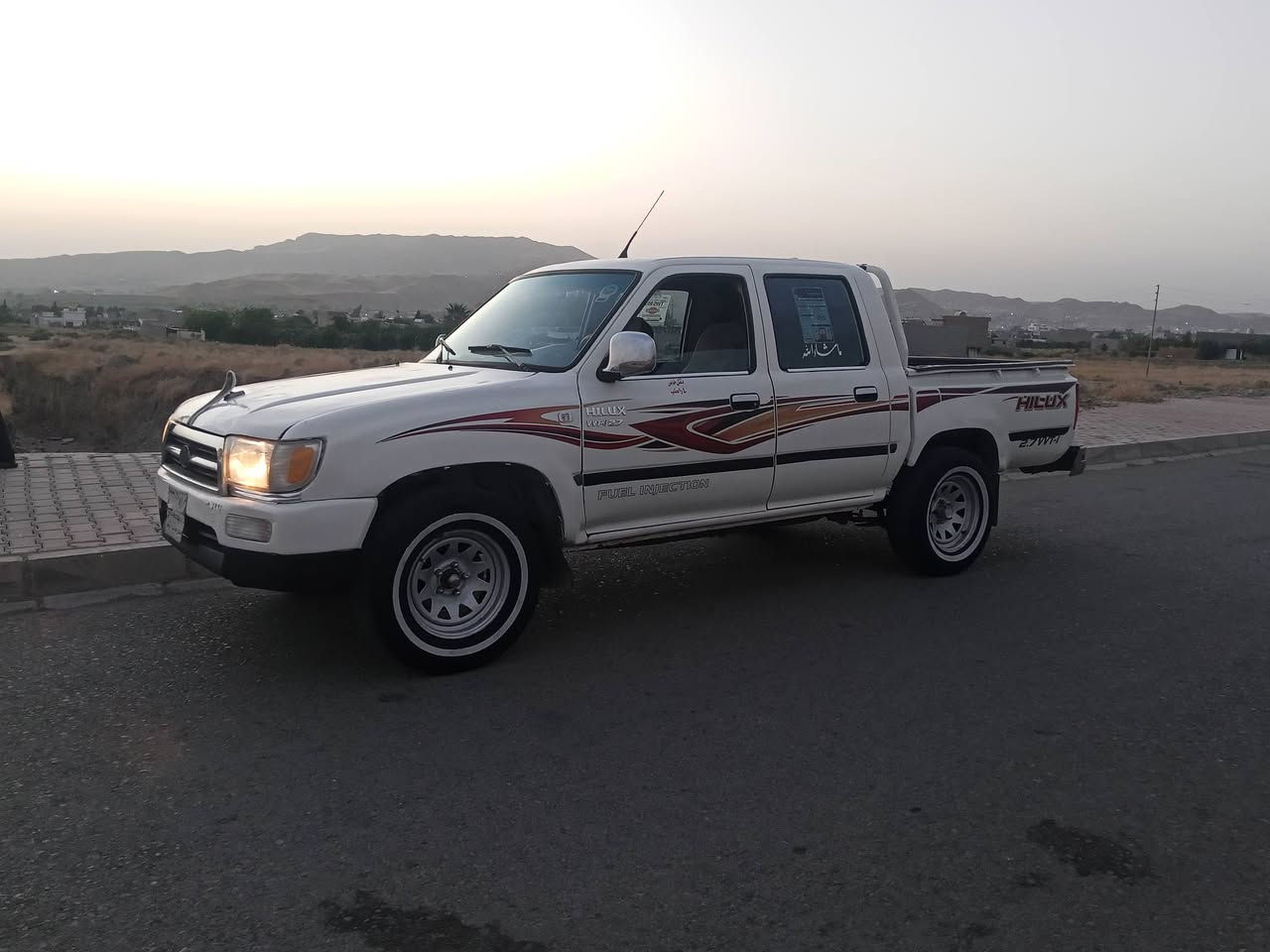 ماشااللە ئەدمیراڵ نمونە جوان بەشەرتی گێرو مەکینە سەیارەکە نمونەیە لەجوانی مەنەفیست سعری ۲٤وەرەقە***********
***********
