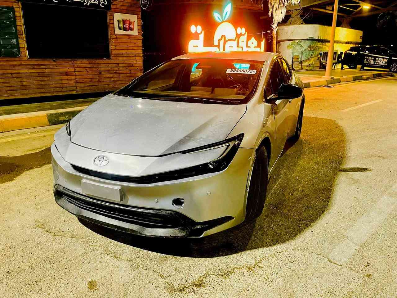 تيوتا بريوس 24 هايبرد
لغد شاصي كفالة حادث بسيط منفيس تترقم اي محافظة *********** 
السعر 160 وبيها مجال

