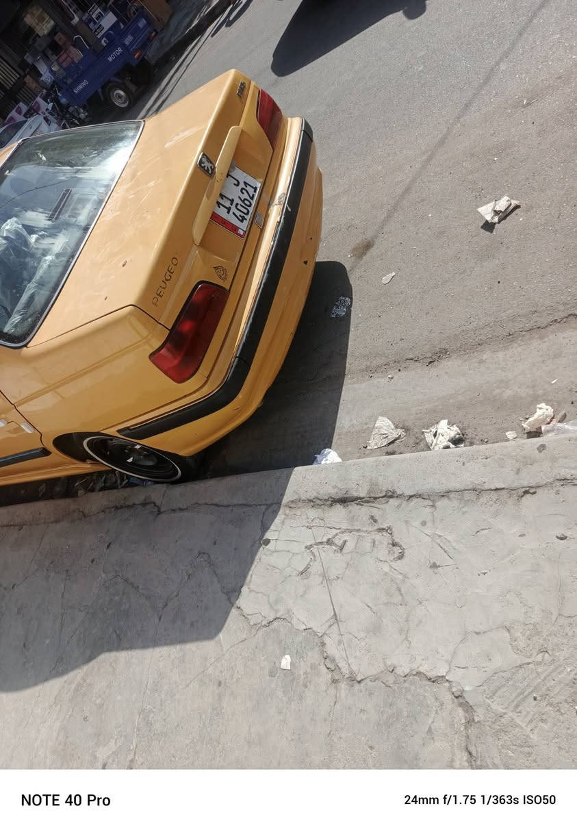 بيجو بارص  2015 
رقم بغداد انكليزي  بأسمي تحويل مباشر مصفرة هيئة وغرامات
كير مكينة مكفولات  مكاني بغداد الامين السعر 35 
***********
