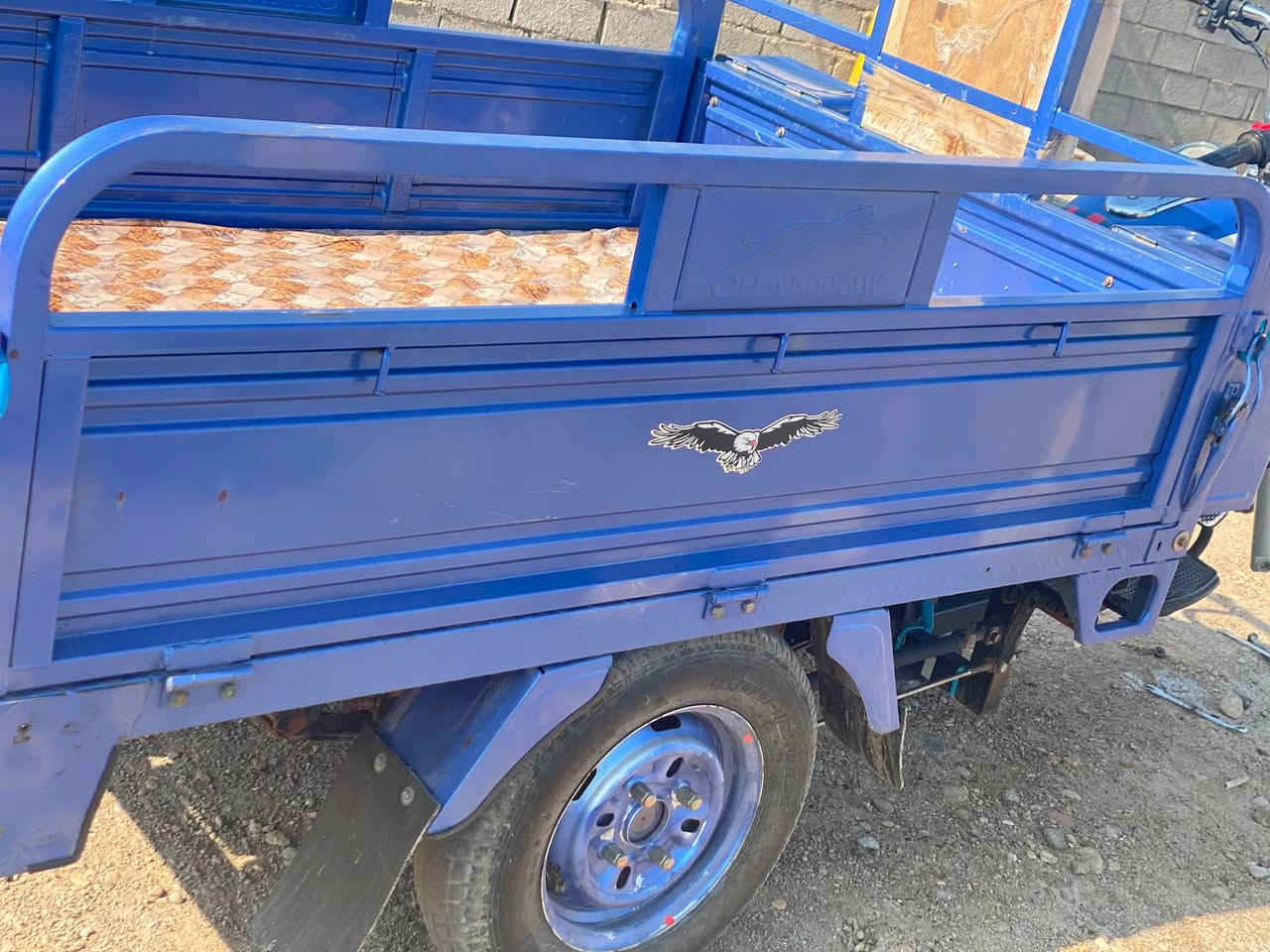 ستوته للبيع موديل 23اوراق  ب2250ستوته خير من الله مكينه جديد صار سبوع من شديته
***********

‭***********‬
