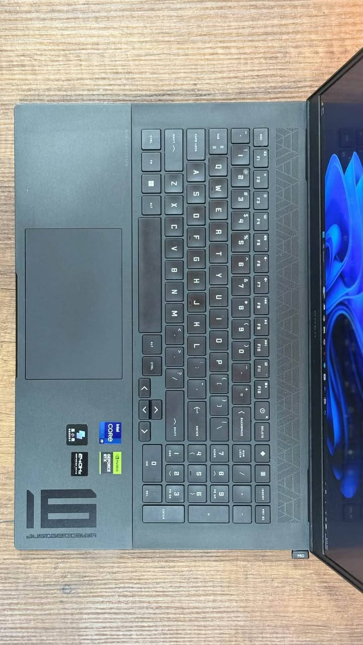 لابتوب HP OMEN GAMING 16-wf0xxx للبيع
المواصفات:
Core i9-13900HX (2.20GHz)

NVIDIA RTX 4060  8GB

RAM 16GB DDR5 5600 MT/s 

التخزين :  1TB SSD وقابل للزيادة يحتوي منفذين M.2 PCIe Gen4

الشاشة حجم 16.1 دقة 2k 240HZ ips 

الألوان 100%sRGB

السطوع   300 nits

الاستجابة   3ms

النظام    Windows 11 Home

Wi-Fi 6E

Bluetooth 5.3

البطارية   83Wh

الشاحن   280W

الوزن حوالي 2.4kg

السعر :مليون و500 وبيها مجال بسيط

للتواصل واتساب ***********

عنواني البلديات الun
