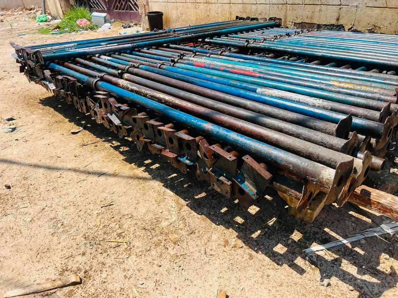 جكات لبيع العدد ١٠٧ السعر مناسب الزوج ٢٤ وبي مجال ***********
