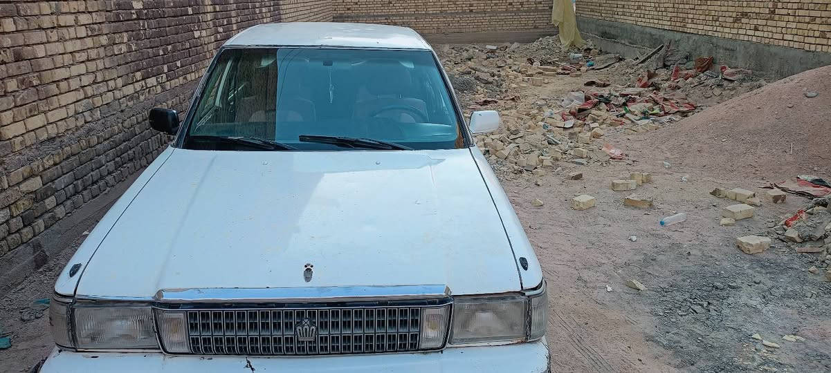 سيدان موديل 1988 كفاله عامه جاهزه
كير مكينه حداديه تخم تاير اكسن تبريد وي السويج  رقم انكليزي تريد مداور تريد وكاله العنوان الناصريه مركز 
السعر 45 وبيها مجال 
***********
