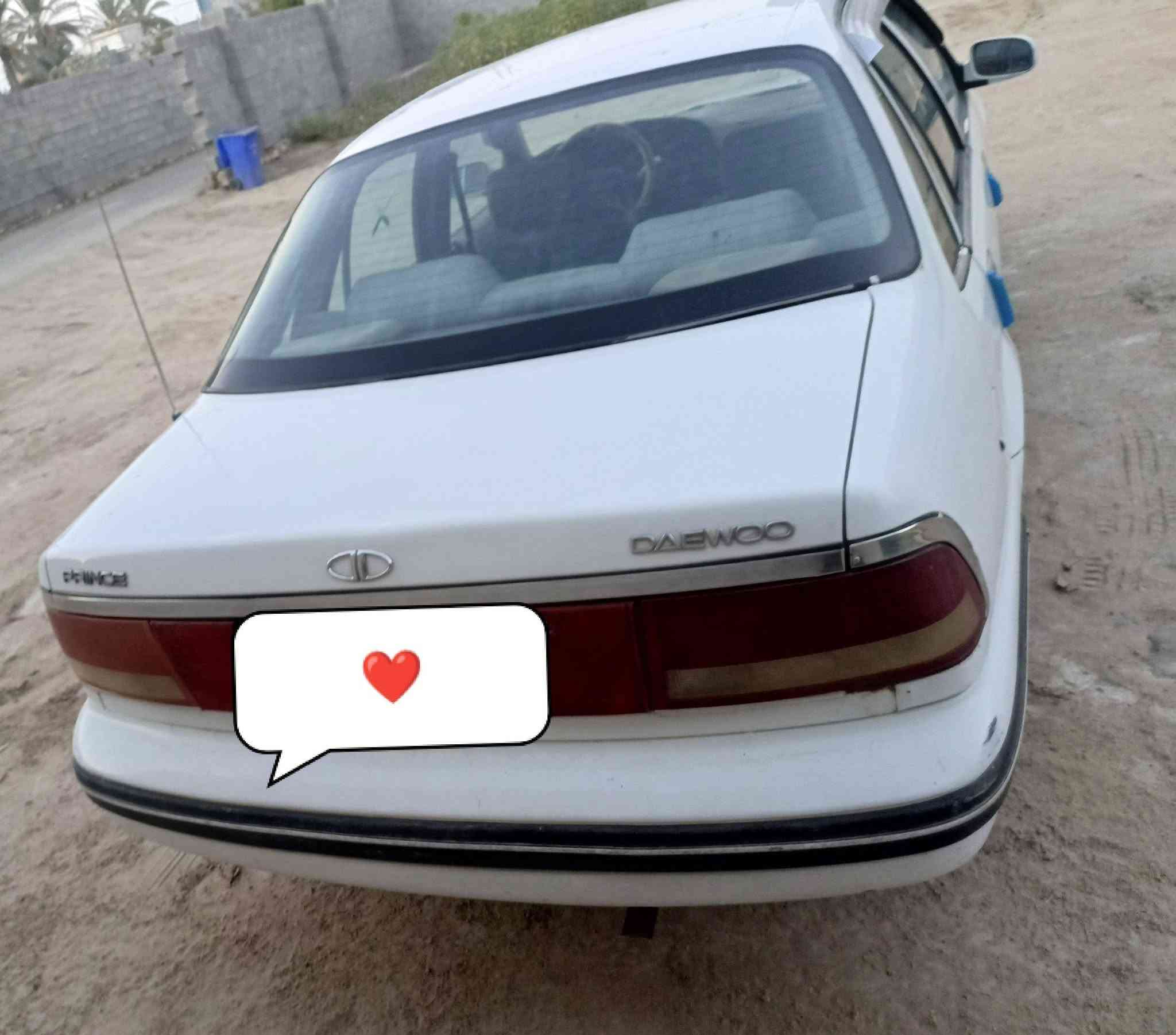 ١٩٩٥ • ابيض • مكفولة كير ومحرك