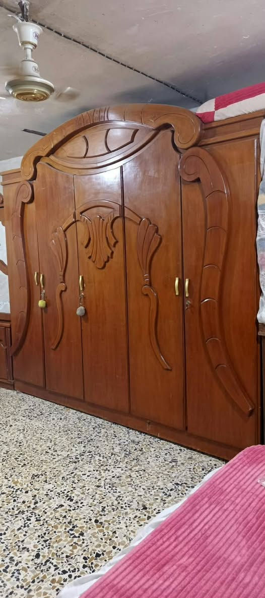 غرفه تزكام كلش نضيفه سعره مناسب الرقم واتساب
***********
