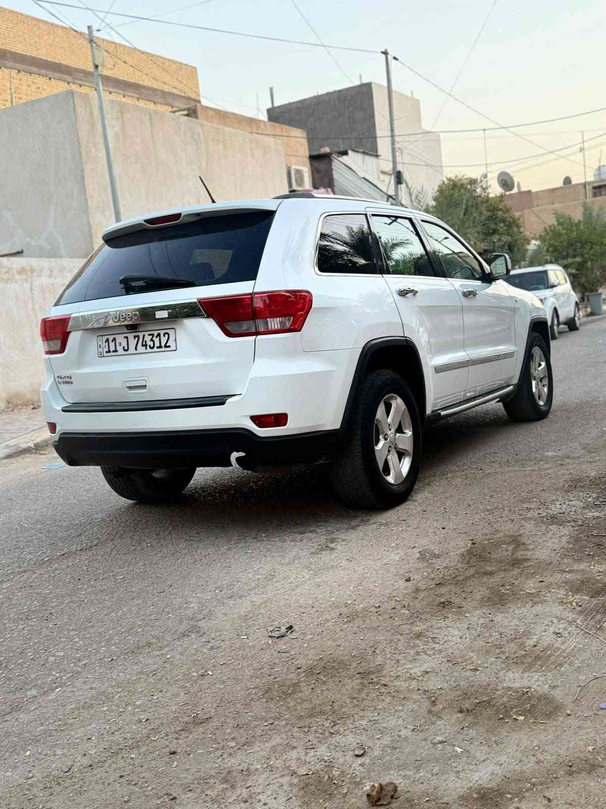 السلام عليكم سياره نوع جيب لاريدو مديل 2013فول مواصفات خليجية فتحه تحكم استرن حساسات مري شفط كشنات جلد اشاير بل مري شفتات ستيرن مكينه سته ستندر مانع نزلاق مثب سرعة سياره جاهزة من كلشي كير مكينه حداديه تخم تاير تبريد ثلج بسمي تحويل مباشر العنوان كربلاء السعر 158بيها مجال رقم الهاتف ***********
