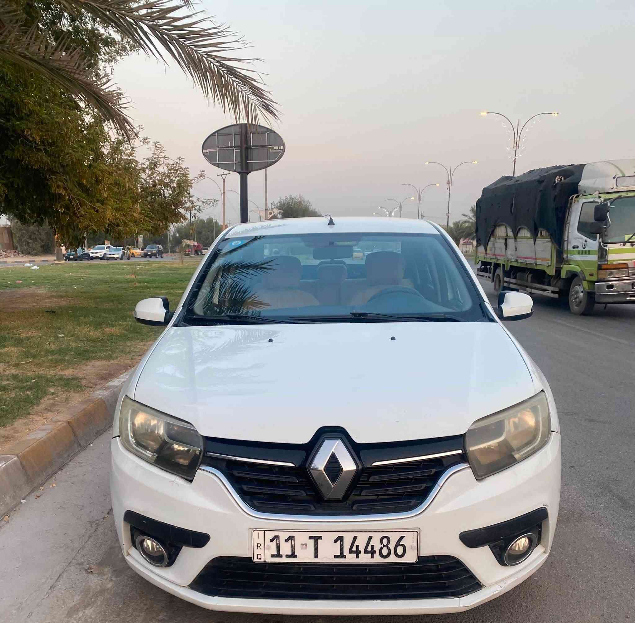 للبيع رينوسينبل ١٩مكينه كير تبريد حداديه مكفول ترهم مراوس وانطي فرق السياره في كربلاء السعر ٧٣/بيها مجال ***********
