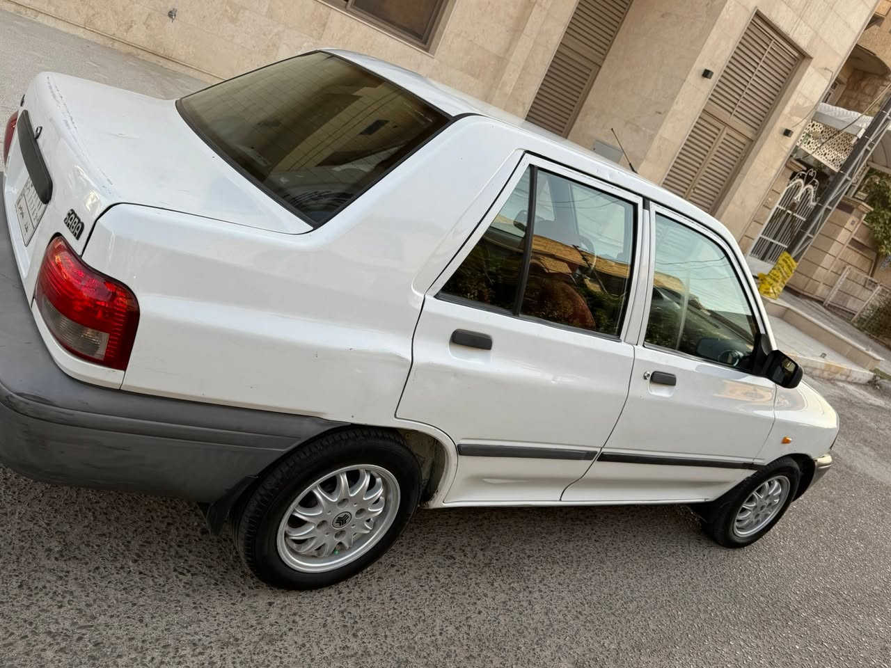 سايبة 2018
بدون صبغ مكفولة 
مواصفات 
حساس 
كامرة 
ويل كب 
سيارة جاهزة من كولشي. 
كير محرك تبريد ثلج 
حدادية امامي خلفي جديدة
فقط يوجد بارد بسيط ورضعات 
السعر. 52 ورقة 
مكاني بغداد البياع 
لاستفسار ***********
