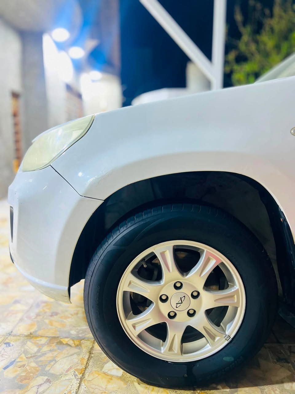 تيكو 2014 محرك 2000 رقم واسط انكليزي تحويل مباشر كفاله من الضربه تخم تاير جديد حداديه جديده ماصارلها اسبوع بيها تلگيط خياسات قليل كلش كشرها حلو وصافي ***********
