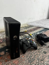 اكس بوكس ٣٦٠ • ١٥٠ لعبة • ٧ حسابات