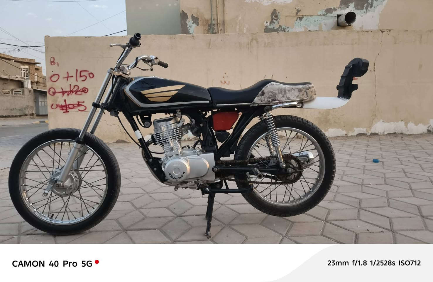 سلام عليكم
رابيدو البيع موديل25
مفتوحه +كلك
 نصيفه دراجه كلشي ماعايزه
مكان شاميه 
***********

نص مكتوب في الصور:
- CAMON 40 Pro 5G 23mm f/1.8 1/2370s ISO789
- CAMON 40 Pro 5G 23mm f/1.8 1/2528s ISO712
- CAMON 40 Pro 5G 23mm f/1.8 1/2528s ISO327