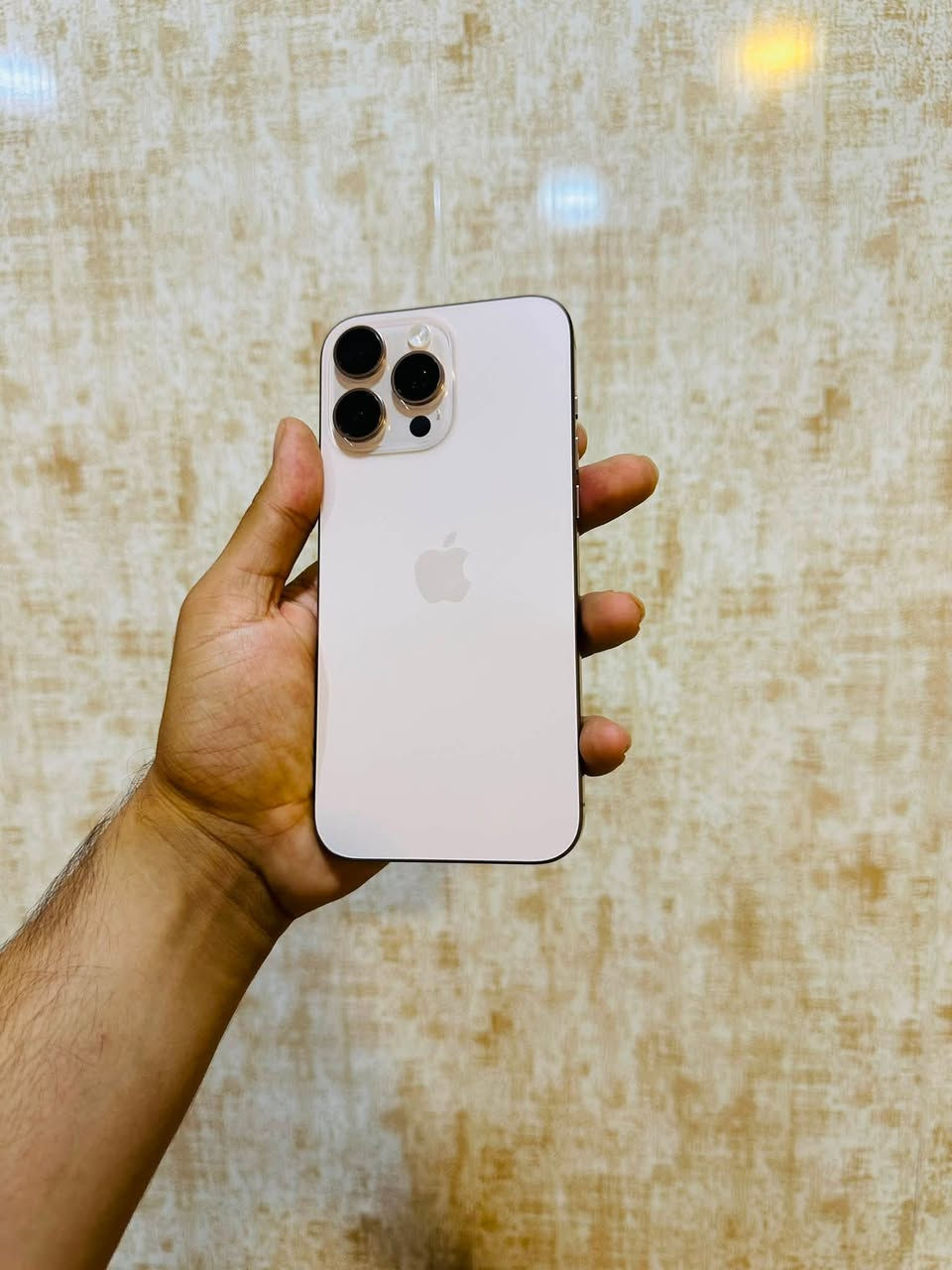 من رخصة الادمن
📱 iPhone 16 Pro Max
✨ سعة 256GB
🔋 بطارية 97% — عدد الدورات 420
🤍 لون مميز وحالة نظيفة جداً
🔌 كيبل أصلي مال الشركة وغير مستخدم
📦 بالكرتون

📩 للتواصل والاستفسار: واتساب ***********

عنوان ديالى
