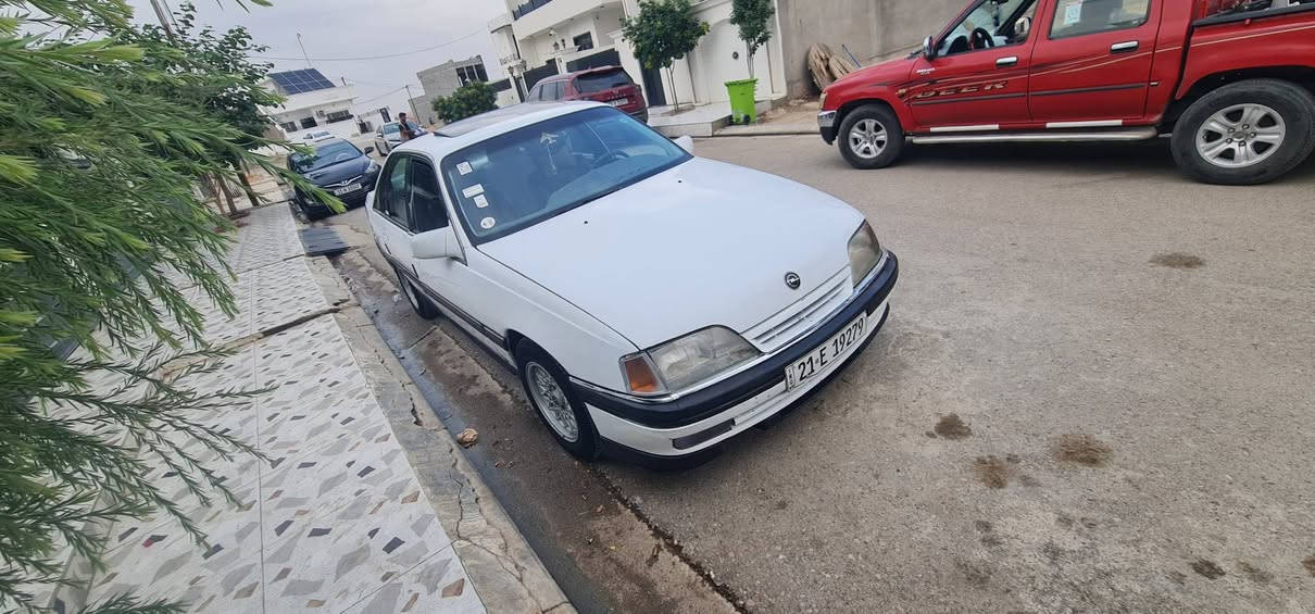 اوميكا • ١٩٩٢ • اوتوماتيك
