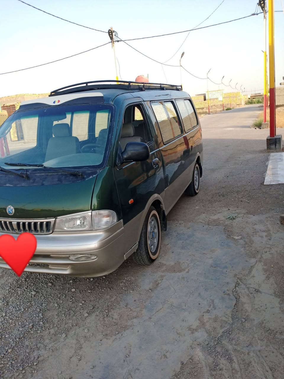 السلام عليكم كيا ابريجو موديل 2000
السياره جاهزه مصفره هايه و غرامات رقم بابل انكليزي السنوي لل 2031 هزه جديد مداور ثاني يوم 
السياره جاهزه مكينه وكير وحداديه تخم تاير جديد 
السياره كبل للشارع غير متوفر على فيس فقط رقم الهاتف 
/***********
