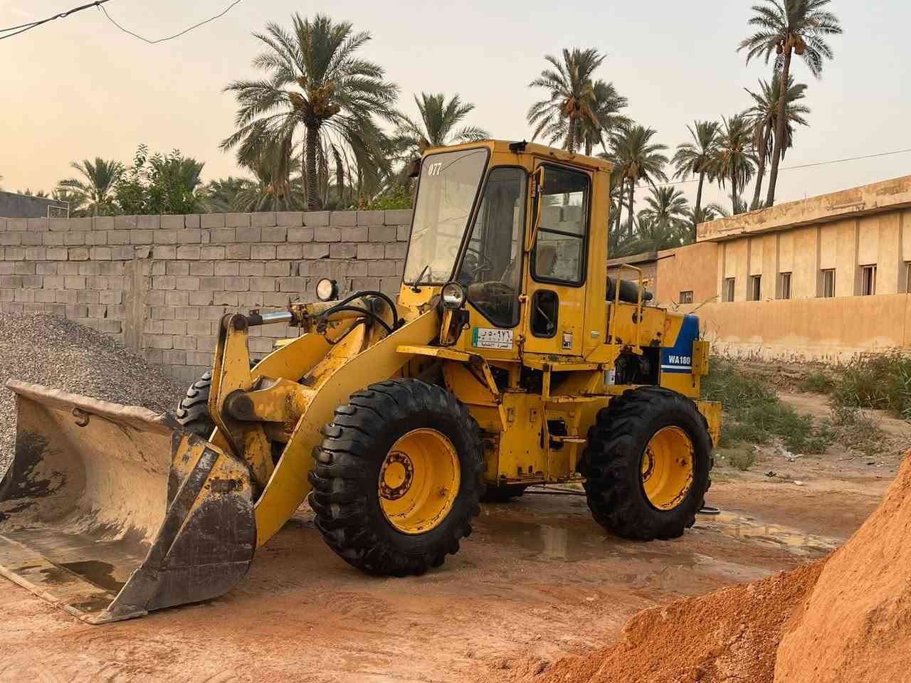 السلام عليكم شـفل كوماتسو حجم 180محرك كمنز 114و12ولف كيره مكفول شفل خير من الله السعر 200وبيه مجال للشراي مانختلف عل سعر انشاءالله مكاني بابل المسيب أي ستفسار ***********او علق ورد عليك خااص
