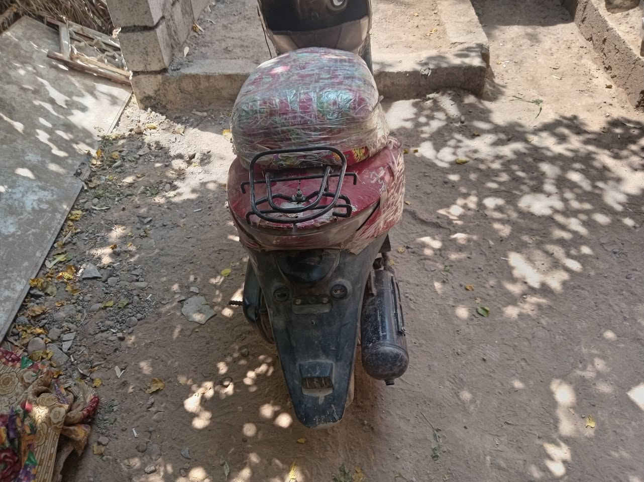 السلام عليكم ماطور ابوالسله للبيع نضيف درجه ولا امجفت جديد صلخ المحرك كابريته جديده نكره سلف 350 وبي مجال الي ريده يتصل على هذا الرقم *********** مكاني ناحيته المعتصم
