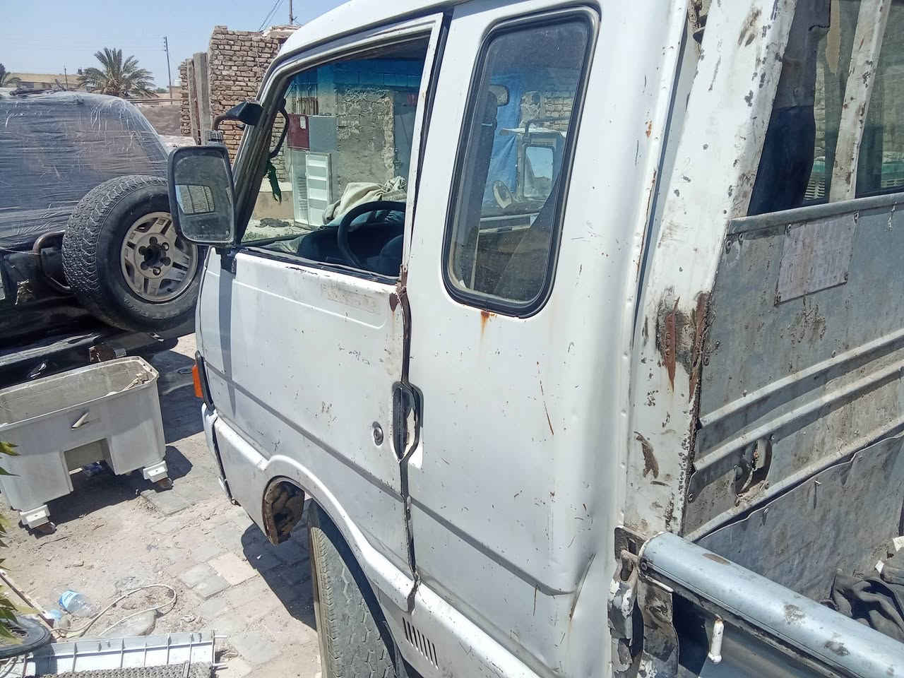 كيا بنكو 94رقم بغداد دولي سنوية 29سيارة جاهزة 7جنكال كير محرك شاصي مكفولات العنوان بغداد المعامل السعر 48 وبيها مجال قليل سيارة مال جناي ***********
