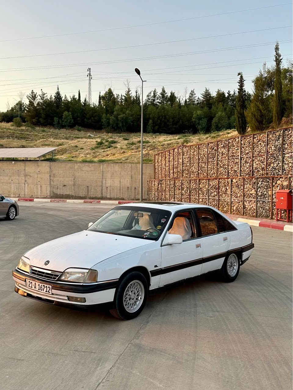 Description
سلاوى خواى گه وره له هه مو لايەك بيت ئه م omega بو ڤروشتن موديل 1991 سه ياره كه بى مه سرهفه بى عهيبه هيج مه سره ڤيكى
نيه كيرو مه كينهى 20سفره سه يارهكه سلايته
شووين بازيان گورینەوەش ئەکەم
زم***********ڤایبەر
زم *********** السليمانية, العراق
