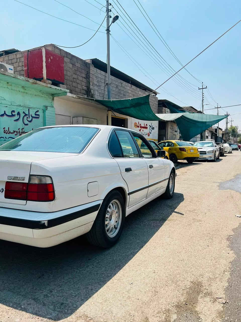 سلام عليكم بيم البيع525 اصل وفصل موديل ٩٣ قطر صبغ مبيه السياره جديد بمعن الكلما وبل وقع أحلى من الصورة واير مانيه كلها شغالة كير محرك شرط تريك من الموصل البصرة ￼ شرط طخم كله جديد ***********￼
