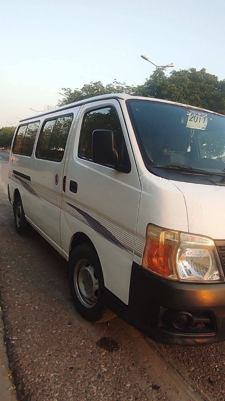 نیسان ئۆرڤان مۆدێل 2010 بۆ فرۆشتن
گێڕومەکینە بەشەرت بێ تەقەو ڕەقە ماڵێکی پاک
***********
شوێن/ ڕزگاری _کەلار

