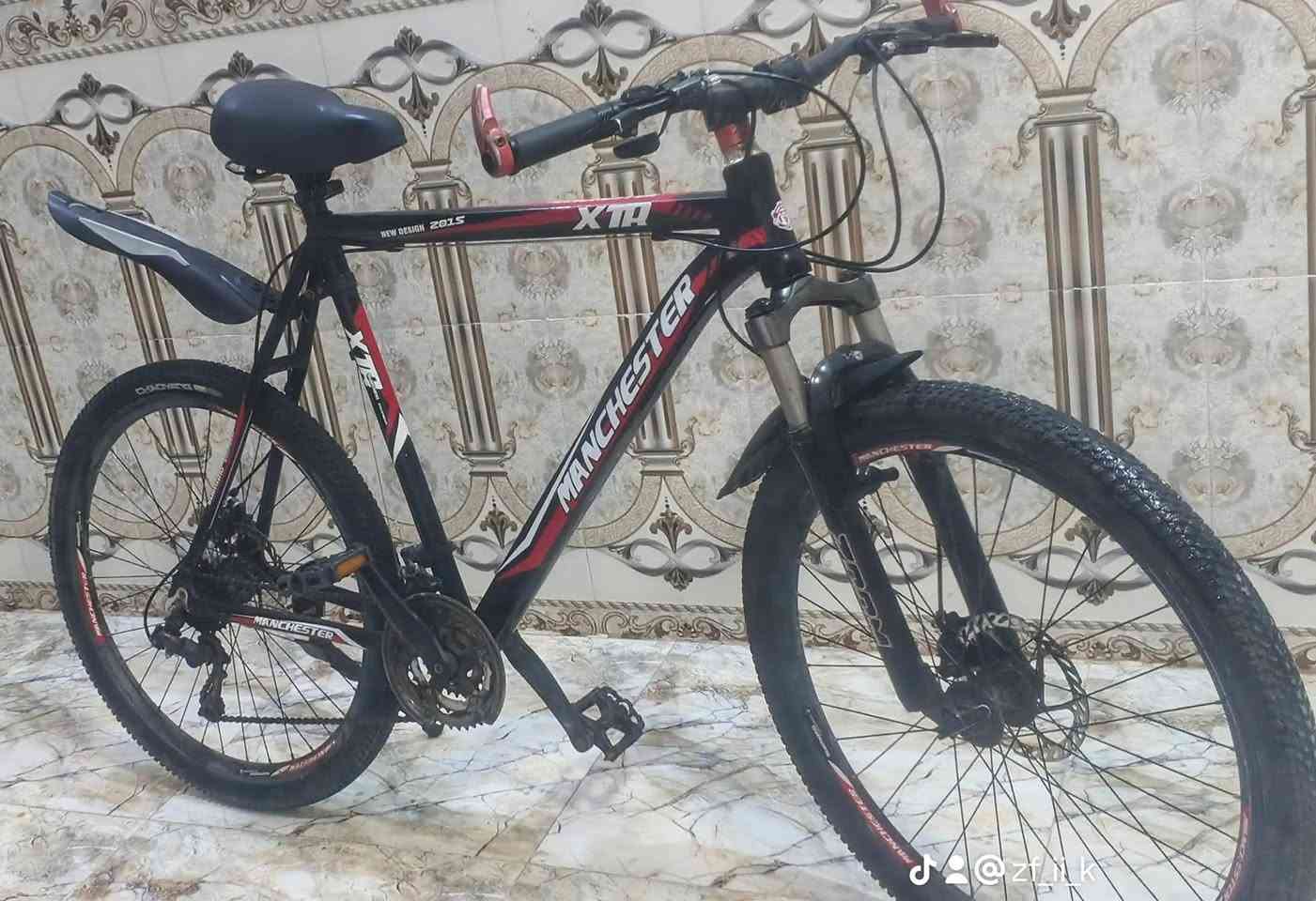 السلام عليكم باسكل للبيع حجم 26 شركه مانشستر بريطاني جديد كلش كفاله عامه من كلشي بريكات ثنينهن شغالات وره وكدام كير شغال عكرب شغال 6نمر جاملغات دبلات شغالات مابي اي نقص كفاله عامه باسكل حلو كلش السعر 95 وبي مجال للشراي المكان الديوانية قضاء سومر للاستفسار خاص ***********بي واتساب ملاحضه الموشراي لايراسل ولايتعبني
