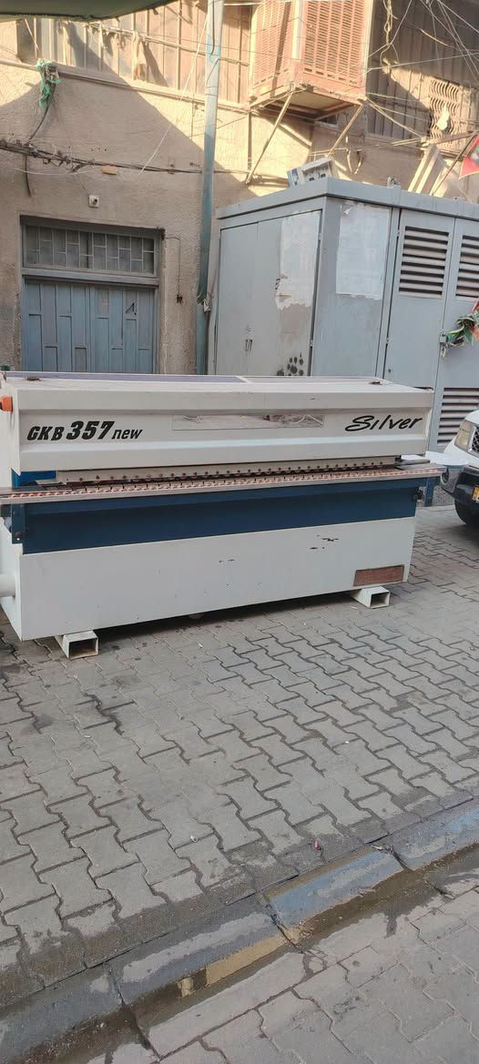 لاسقه اربع مراحل سلفر تركية الصنع للبيع مكان بغداد النهضة شارع الهادي رقم ***********
