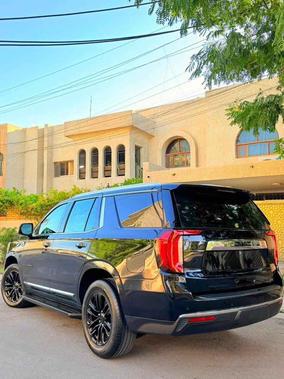 السلام عليكم جمسي يوكن 2023 وكاله المنصور رقم بغداد بااسمي السياره كفاله من الصبغ والضربه والتبديل السياره فول مواصفات 1/1 SLT فول الفول مواصفات الندلي 
محرك5300
بانوراما
بصمه
جلد
رادارات
شاشات
جلد
كشنات 3 قطع كهرباء
كشافات
حساسات
تحكمات
نقطه عمياء
وباقي المواصفات المعروفه للفول
السسسسسعر 465$
مكاني بغداد الرصااااااافه
الاتصال
***********
