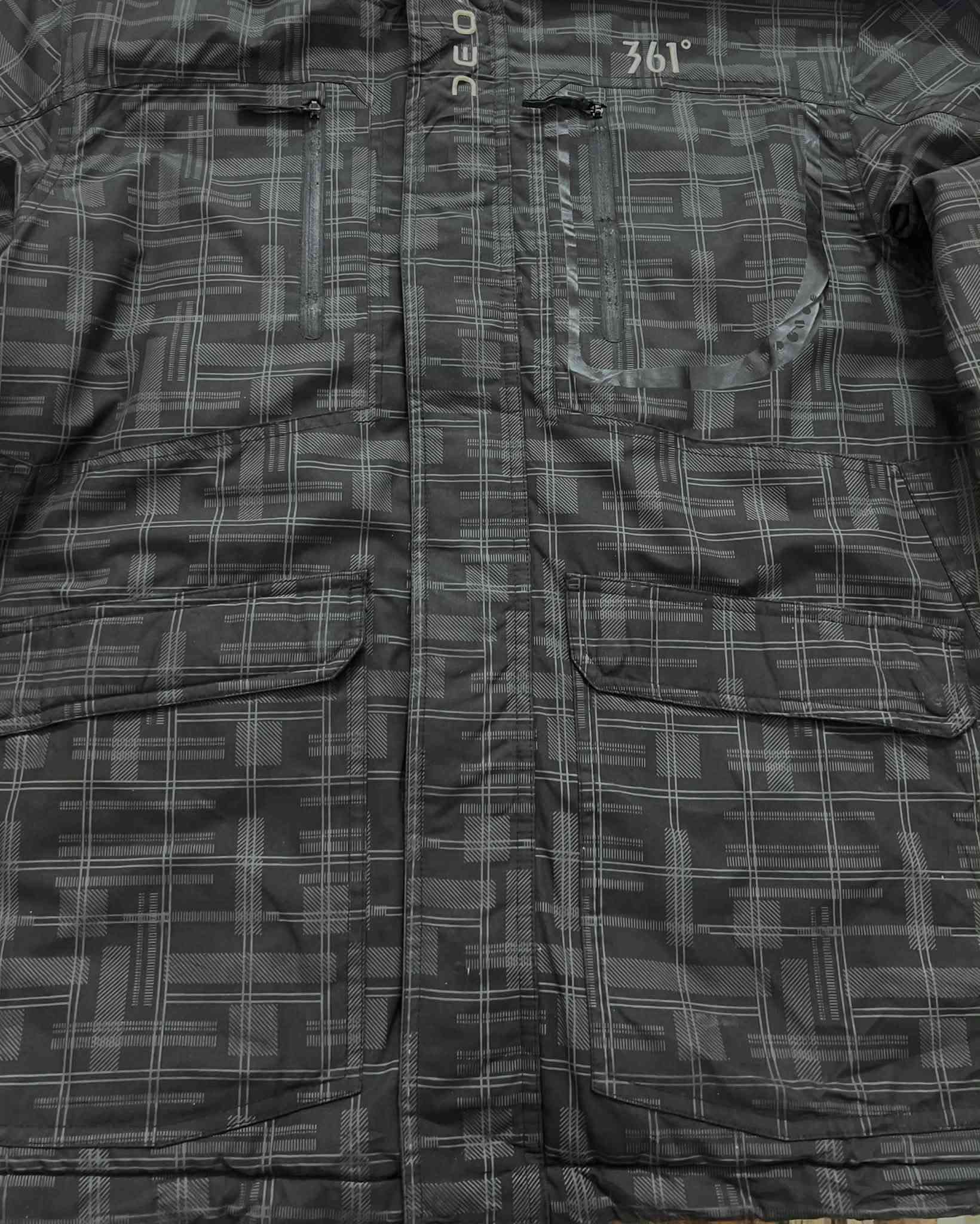 جاكيت اوتدور • ماركة 361 • مقاس XL