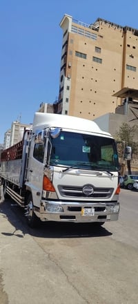 هينو شيطان • ٦ سلندر • جاهز للعمل