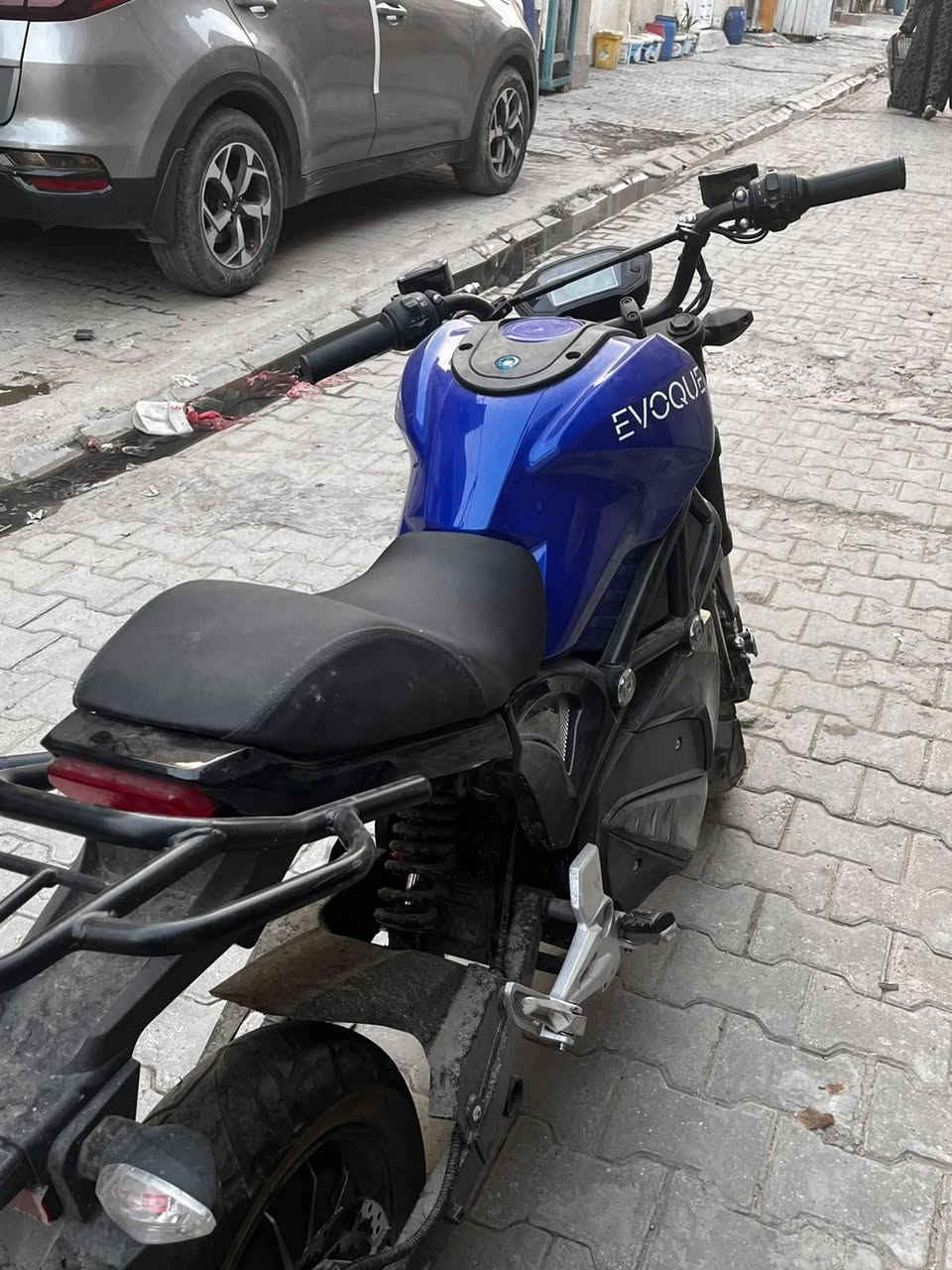 بطح شحن الدراجه ستعمال قليل مشتريهة ب ٣ ملايين عارضيهة بمليون ونص بطاريات ليثوم مابيهة اي نقص ***********

