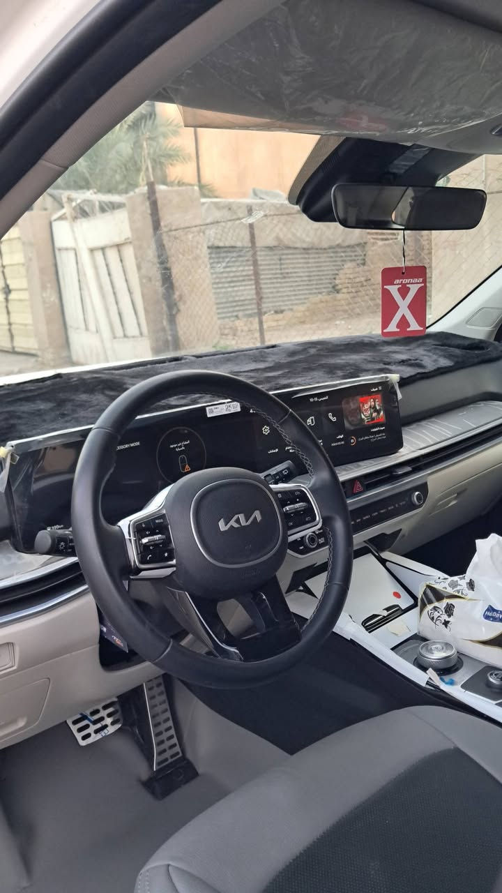 سورنتو ٢٠٢٤ • V6 ٣٥٠٠ • ٧ راكب