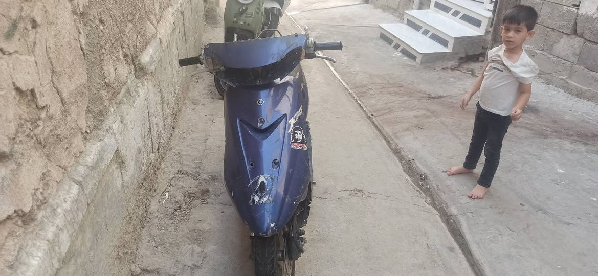 السلام عليكم يوجد ماطور فرخه لكزس عصفوري السعر 150 بمجال للطيبين مكاني موصل شارع الفاروق قرب جامع عمر الاسود رقم ***********
