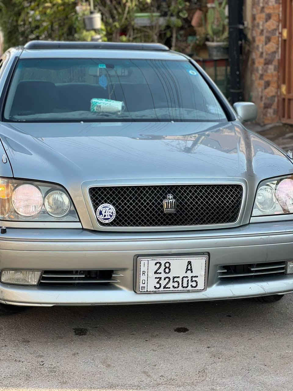 ملكه 2001 للبيع
فول مواصفات
فتحه 
جلد 
تبريد خلفي
ديفور الكبير
تحويرة النجف فوگ وجوه وكهربائياته كله نجف الدشبول مسدوده فتحاته وشغل درجه اولى لا يعبر هوه ولا حراره 
فقط الدشبول امارات
السياره مكفوله كفاله عامه وعلى ايدنه من دخلت وتسجلت بقرار 102 رقم نجف انگليزي بأسمي  
حداديه جديده تخم تاير جديد 
الجناي يعرف قيمتهه فول مواصفات وسياره جاهزه ولون مميز 
السعر 160 وبيه مجال قليل 
السياره موجوده بالنجف
***********
