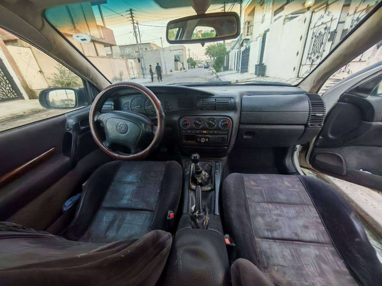 اوبل • ١٩٩٥ • جير عادي
