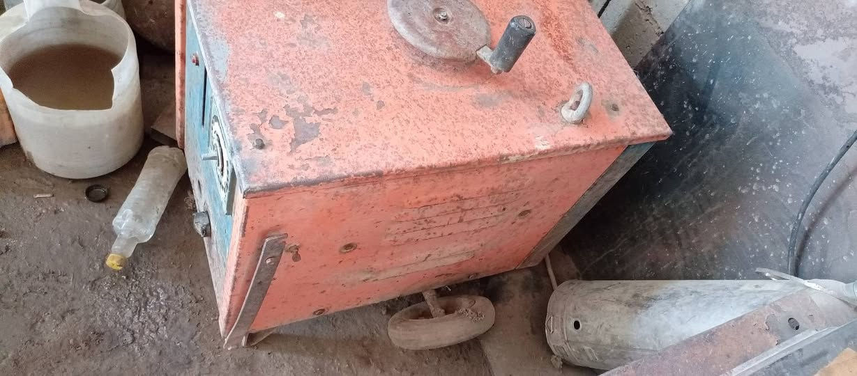 السلام عليكم ماكنه لحام ياباني اصلي السعر خاص غير متواجد على الفيس عنواني حله ناحية النيل ***********
