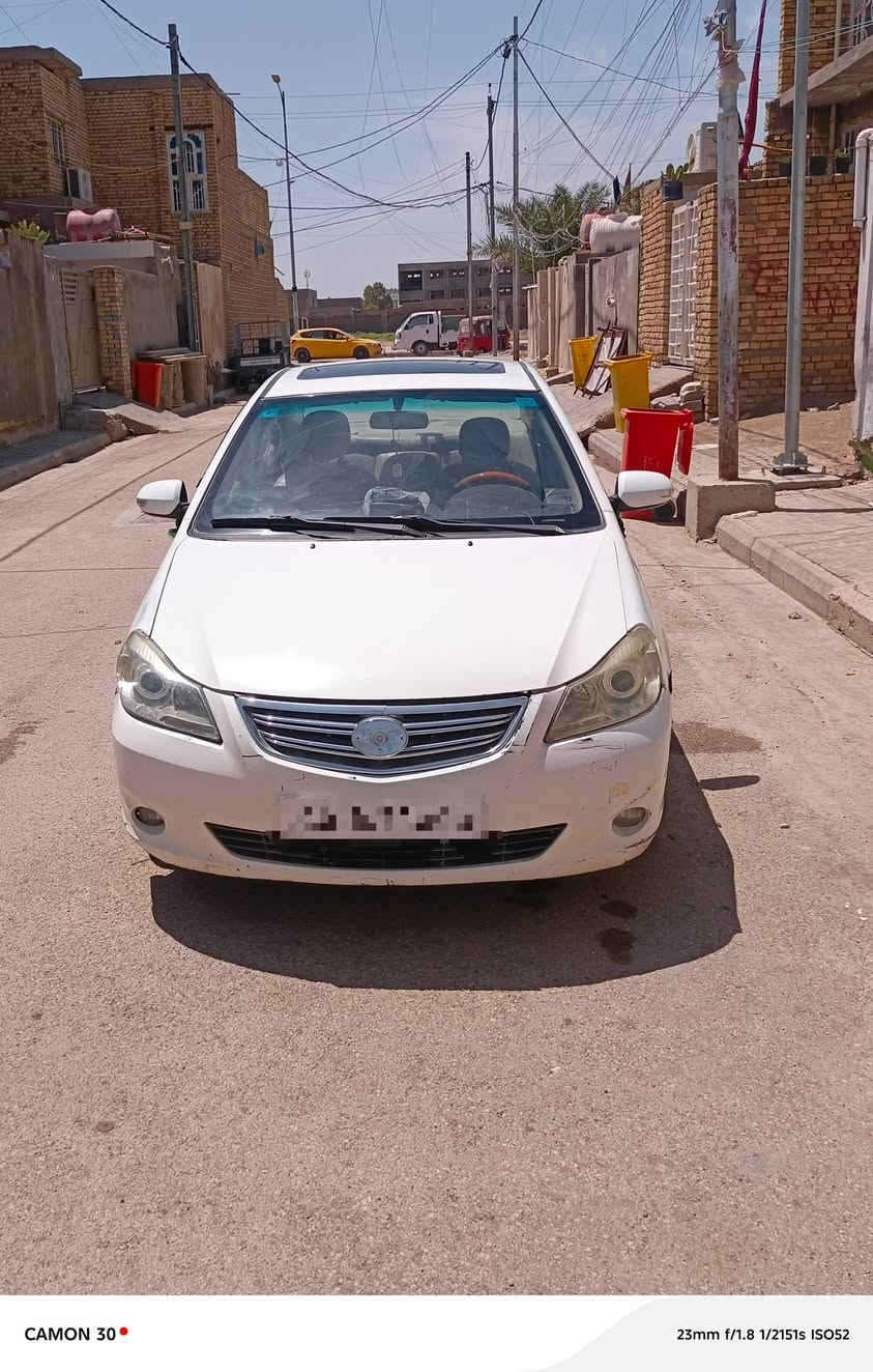 بي واي دي • ٢٠١٣ • واسط مركز