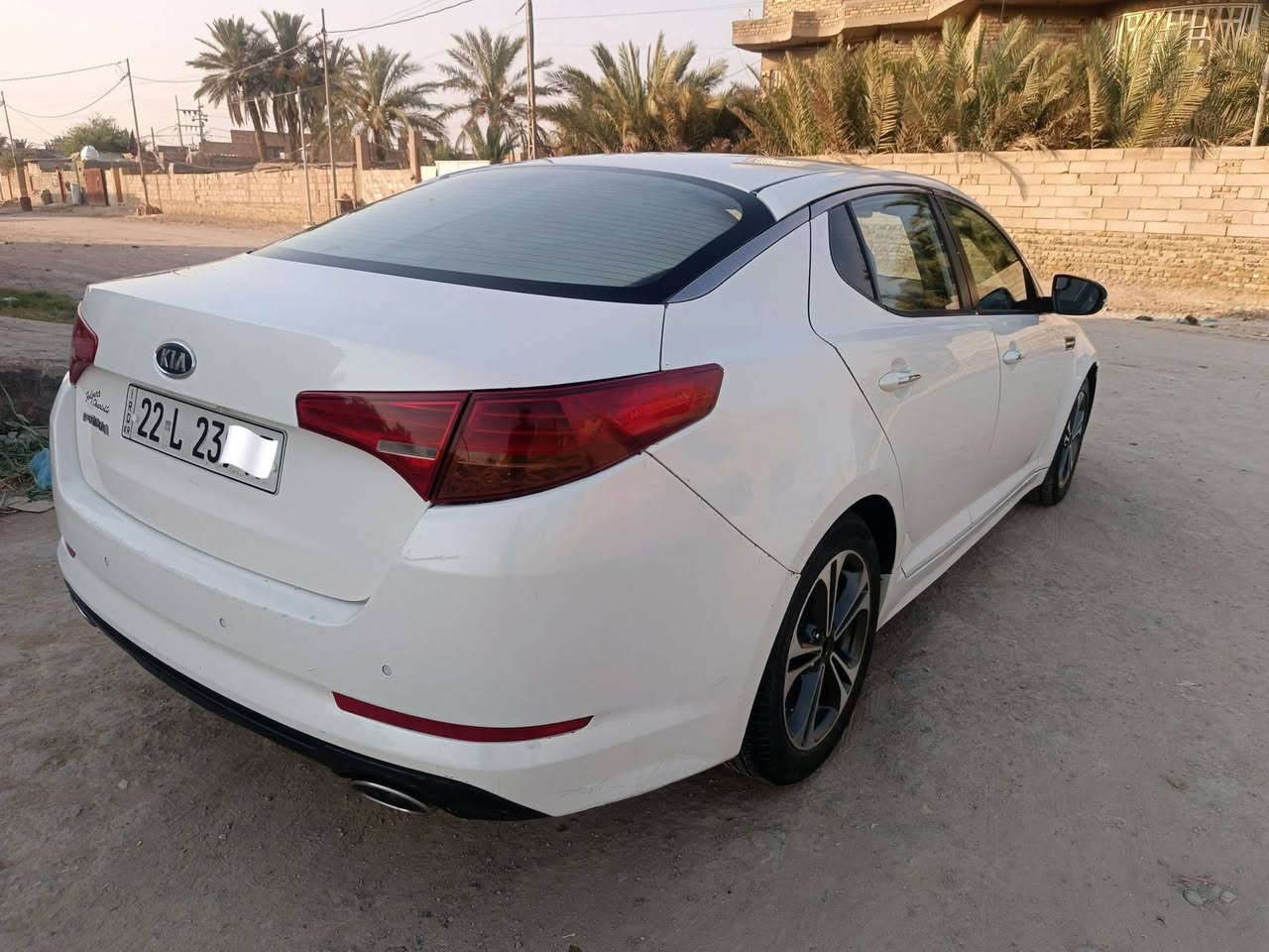 السلام عليكم للبيع كيه اوبتمه موديل 2013وارد خليجي مكينه 2400جديده لا تبخير ولا شي تبريد ثلج حداديه جديده تخم تاير كهربائيات كله جديد سياره مابيه نقص جاهزه قطعتين تبريد سياره فول مواصفات عدى البنوراما مواصفاته / 
بصمه تشغيل 
بصمه أبواب 
اشاير مري 
مري شفط 
شفتات استيرن 
داخل عسلي 
شاشه كبيره 
كامره اماميه وكامره خلفيه وكامره داخليه 
حساسات خلفيه 
يدات نيكل 
لد أمامي وعدسه دواره 
ثلاث انضمه قياده 
وبعد بيه مواصفات هواي 
السياره رقم أربيل دولي سنويه جديده سياره بأسمنه تحويل أو وكاله حاضر بأي وقت 
السياره مكفوله مابيه شي عدى طخه بسيطه بل بك لايت الخلفي ولا مصبوغه ولا معجون ولا شي مرجعه بارد يم قبق البانزين ومكحله وبيه بارد بسيط بل باب الخلفي فقط لاغير 
السياره مكانه الديوانية سعره ب 125وبيه مجال بسيط للستفسار الاتصال على الرقم ***********
