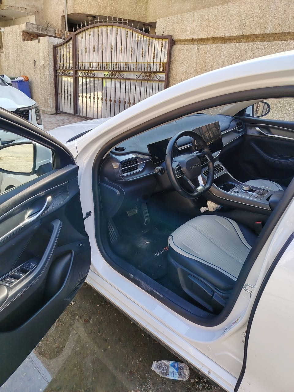 السلام عليكم
بي واي دي 2025 دستروير
ماشيه 10 الف الكلي
رقم بغداد تحويل مباشر
جاهزة ومبيها اي نقص
وبلخير على الياخذها
سعر 20 مليون وبيها مجال حك المشتري
مكاني بغداد السيديه
للاستفسار
***********
