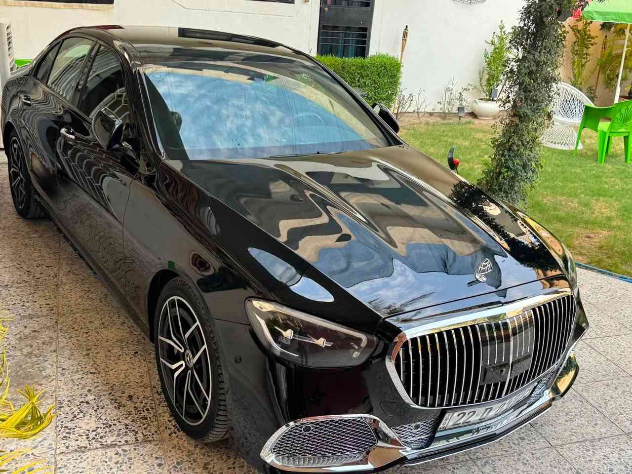 السلام عليكم
E350مارسدس 
2021 موديل 
محدث مايباخ كت كامل 
سيارة عليهة نانو 3 طبقات سويدي الاصلي  
ماشية تقريبا 69,000 km
حادثهة جاملخ امامي ودعامية بدون دواخل ومبدل جاملع بدبي بالشركة 
هنا سونار قرة مكفولة 
بنوراما 
سماعات ماكنتوش
كشنات مساج 
كامرات 360 درجة
حساسات 360درجة
رادار امامي خلفي جوانب 
كشن تدفئة 
صندوق كهرباء 
داخل جلد اسود 
سستم ايفون 
السيارة فول عدة بيبان مو شفط 
سعر 35,000 وبيهة مجال 
مكاني بغداد زيونة 
***********
