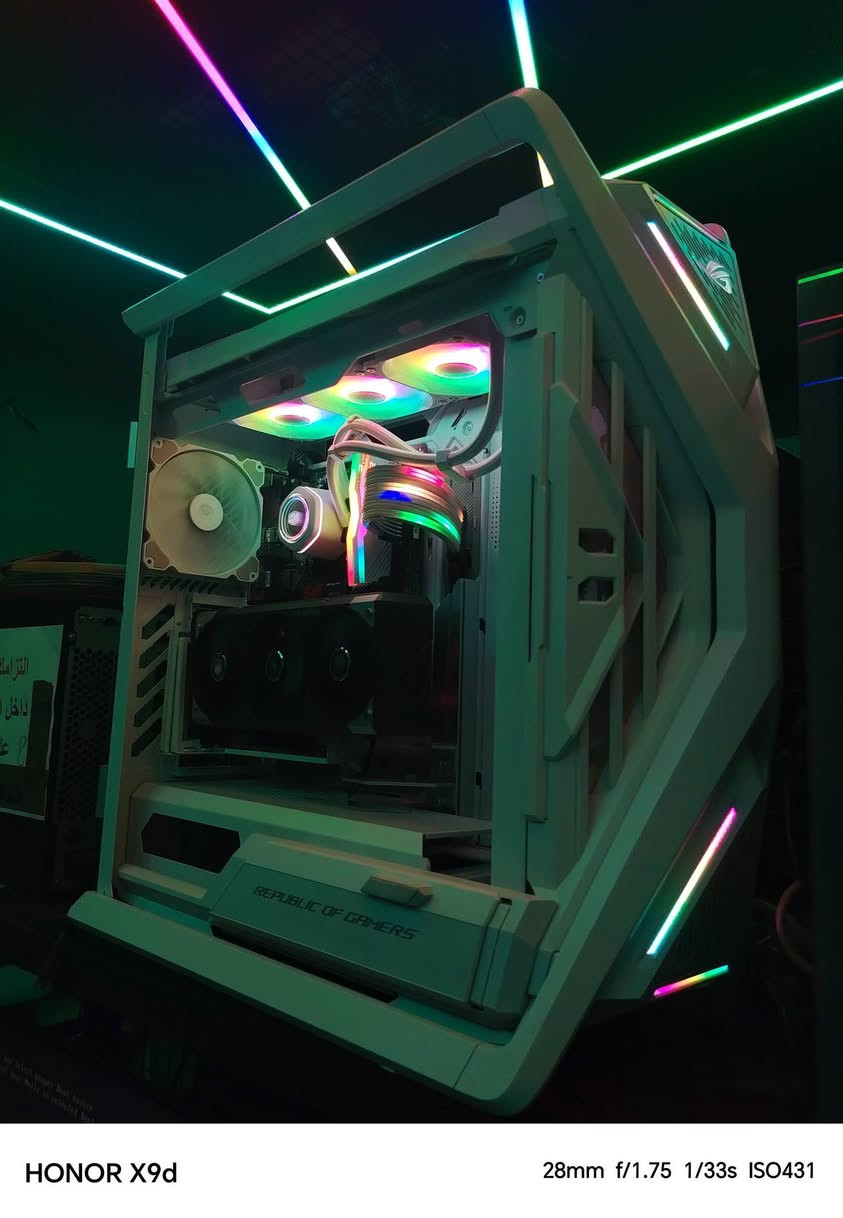 السلام عليكم شباب سيت اب مكلف بالبيع 
للبيع 
مواصفات👇🏻
كيس ASUS ROG Hyperion GR701.

AMD Ryzen.7 5700x...CPU

5060.8VRM  TUF Gaming.3vanGPU

 B550k.GIGABYTE...M.b

Ram 2*8  16 g 3600 cl 18  T force

M.2_1T
 ستريمر   lian li
ستاند كرت شاشة أبيض  color master 

مبرد مائي Cooler Master MasterLiquid
 
بور .براند.FSP.850W
الكيس وحدة مليون و700 

الملحقات👇🏻
ميز قياس 180.عرض متر 
شاشه 75h سامسونك. Fhd 1920*1080
ستاند شاشه 360درجه  ابيض
سماعه من Razer. كراكن  كارت صوت
جوستك.8BitDo
ساعه مكتبيه 
ماوس من.ATTRCK SHRK.X11.واير ليس
ماوس باد براند Redragon
وساده راحه اليد لون ابيض 
كيبورد .FUN60
يوبي اس .1k.اونلاين.FARBER
يوبي اس اضافي.1500.FANTOM.اوفلاين
  كرسي Gaming   
رقم الولد👇🏻لل استفسار
***********🗣السعر مكور  2.300  مليونين و300الف
