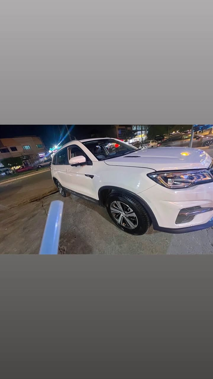 شانجان cs75 موديل 2020 فول مواصفات  ماشية 74 كيلو بيها صبغ اثر ضربات خفيفه عن طريق ستوته من الجهتين    السياره استلام شركة على ايدنه 
العنوان بغداد / حي الجامعة 

السونار مرفق مع الصور 

*********** واتس اب 

السعر 112 ورقه

نص مكتوب في الصور:
- العنوان : بغداد - البياع - تقاطع درويش - مقابل المجمع السكني تاريخ الفحص 17-09-2026 الوقت 8:46:14 PM اسم صاحب السيارة رقم السيارة 11 النوع والموديل تشانجان سي اس75/ابيض2020 ملاحظة : الفحص نافذ لمدة 3 ايام من تاريخ الفحص الجانب الايمن صبغ جاملغ امامي - صبغ ومفتوح باب امامي - صبغ ومفتوح باب خلفي - صبغ جاملغ خلفي - رصعات وخدوش في الجانب الجانب الايسر صبغ جاملغ امامي - صبغ ومفتوح باب امامي - صبغ باب خلفي - طخة جاملغ خلفي - رصعات وخدوش في الجانب المصد الخلفي صبغ دعامية - رصعات وخدوش وتكحيل كارت قبق الجنطة الجزء العلوي رصعات وخدوش قمارة المصد الامامي صبغ دعامية - طخة وبارد وتكحيل ورصعات بنيد