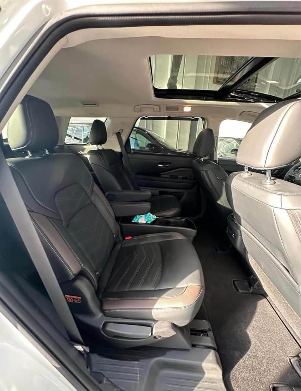 nissan pathfinder 2023 platinum black top🖤
سه‌یاره‌کی زور جوان خاوئن فول فول موسه‌فات 
داتاشو خه‌تی جاده کوشین سارد گه‌رم کوشین vip پانوراما سه‌قف ره‌ش بیلادی سه‌ماحه boss و زور موسه‌فاتی زیاتری هه‌یه شته‌کی نمونه له جوانی 
Carplay 
Android play
ده‌بل اکس 
سه‌یاره‌که‌11,000milرویشتوه یه‌ک ده‌سته 
سبوغ ۲ پاره‌چه‌و نیوه‌ی هه‌یه  
سعری 285 وه‌رقه مه‌جاله‌کی براینه.

Phone *********** watsapp أربيل, العراق
