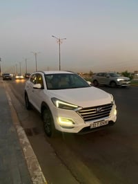 توسان مديل 20 لبيع سياره مكفوله من صبغ فول موصفات عده البلروما ماشيه 7...